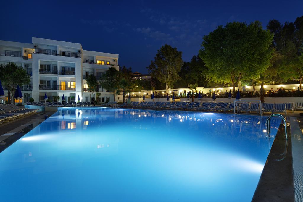 Larissa Beach Club Side Esterno foto