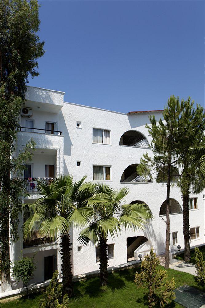 Larissa Beach Club Side Esterno foto